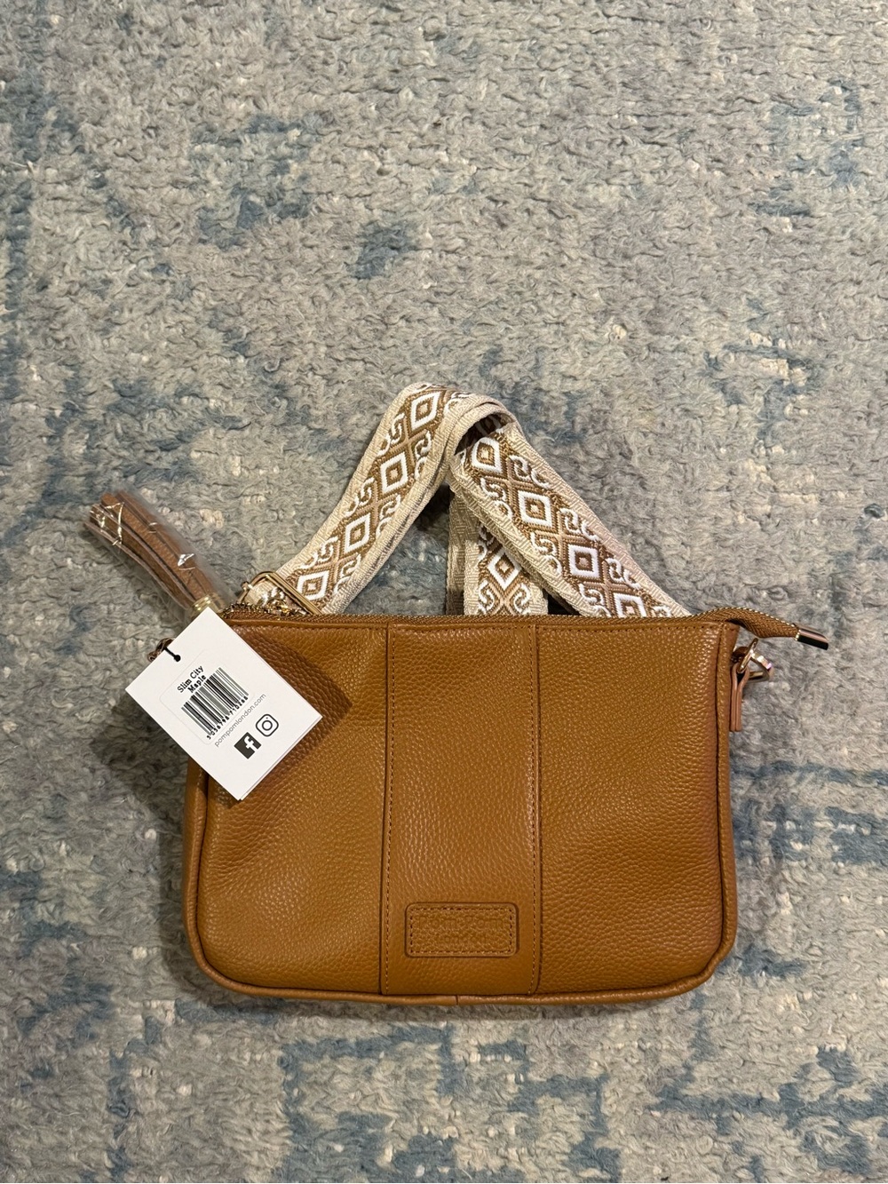 NEW Pom Pom London Crossbody Bag, Tan Leather Purse with Changeable Straps - Picture 3 of 9